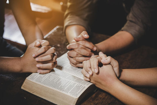 What is the biblical Meaning of Praying for Someone in a Dream Must Read
